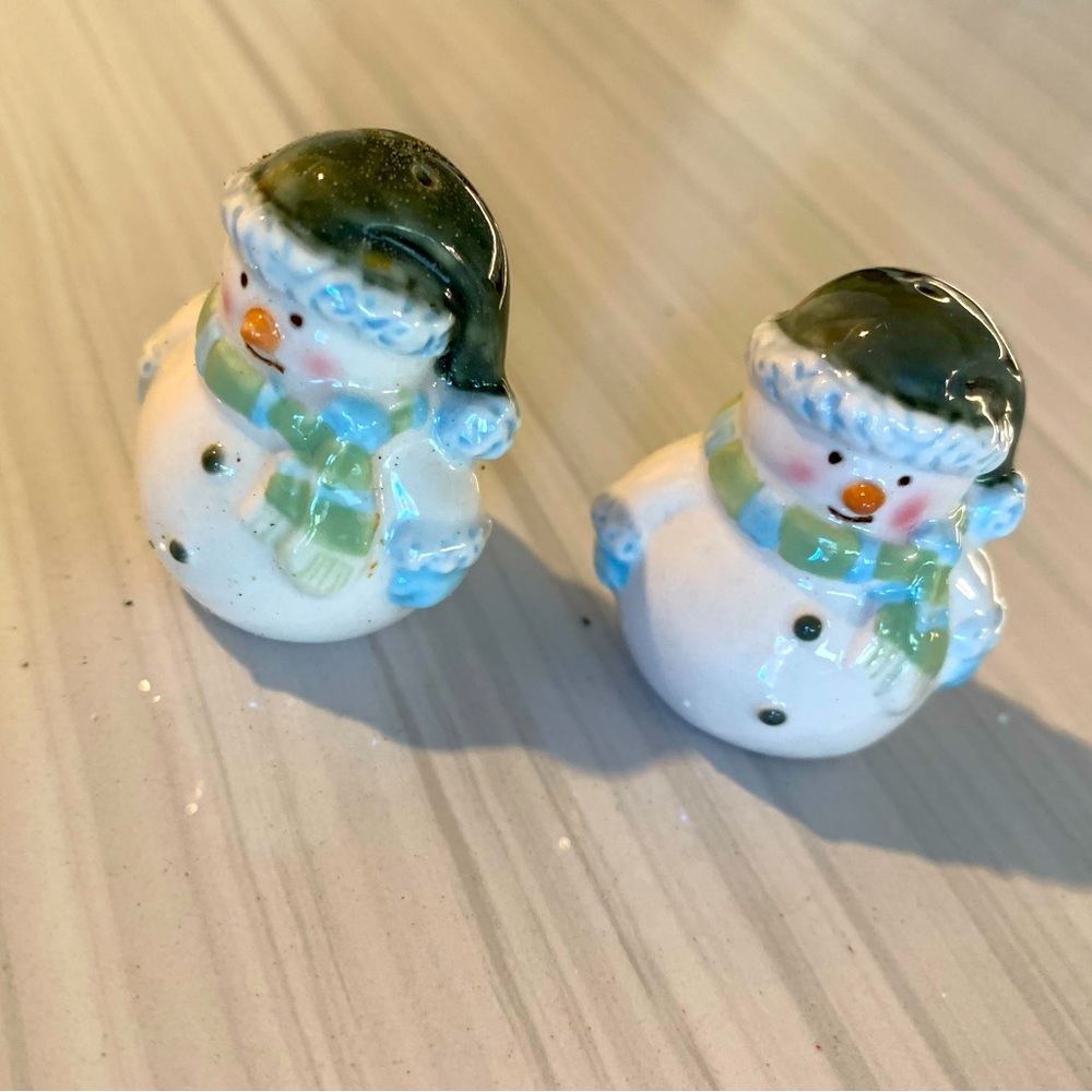Tiny Christmas S&P Shakers
